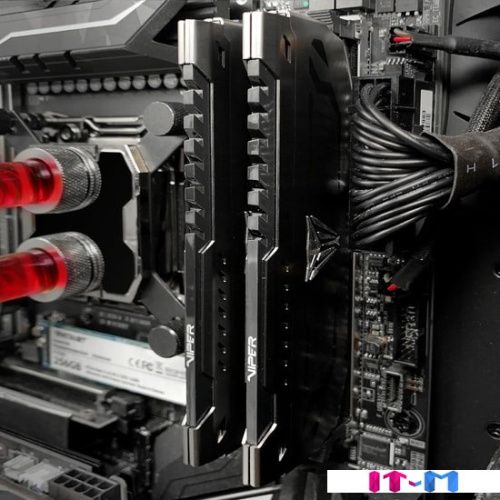Оперативная память Patriot Viper Steel 8GB DDR4 PC4-28800 PVS48G360C8 фото 3